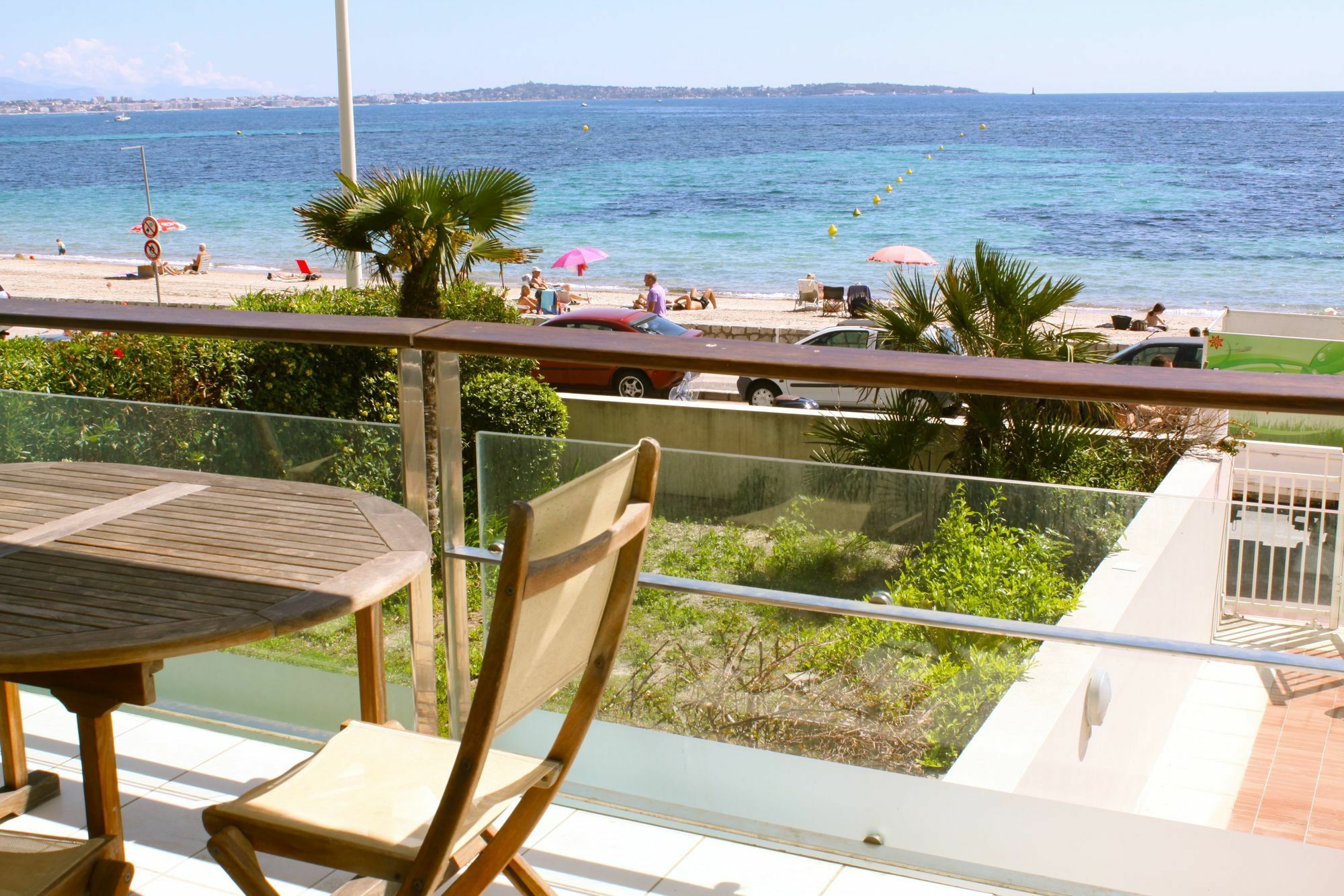 Cannes Bai Esterno foto